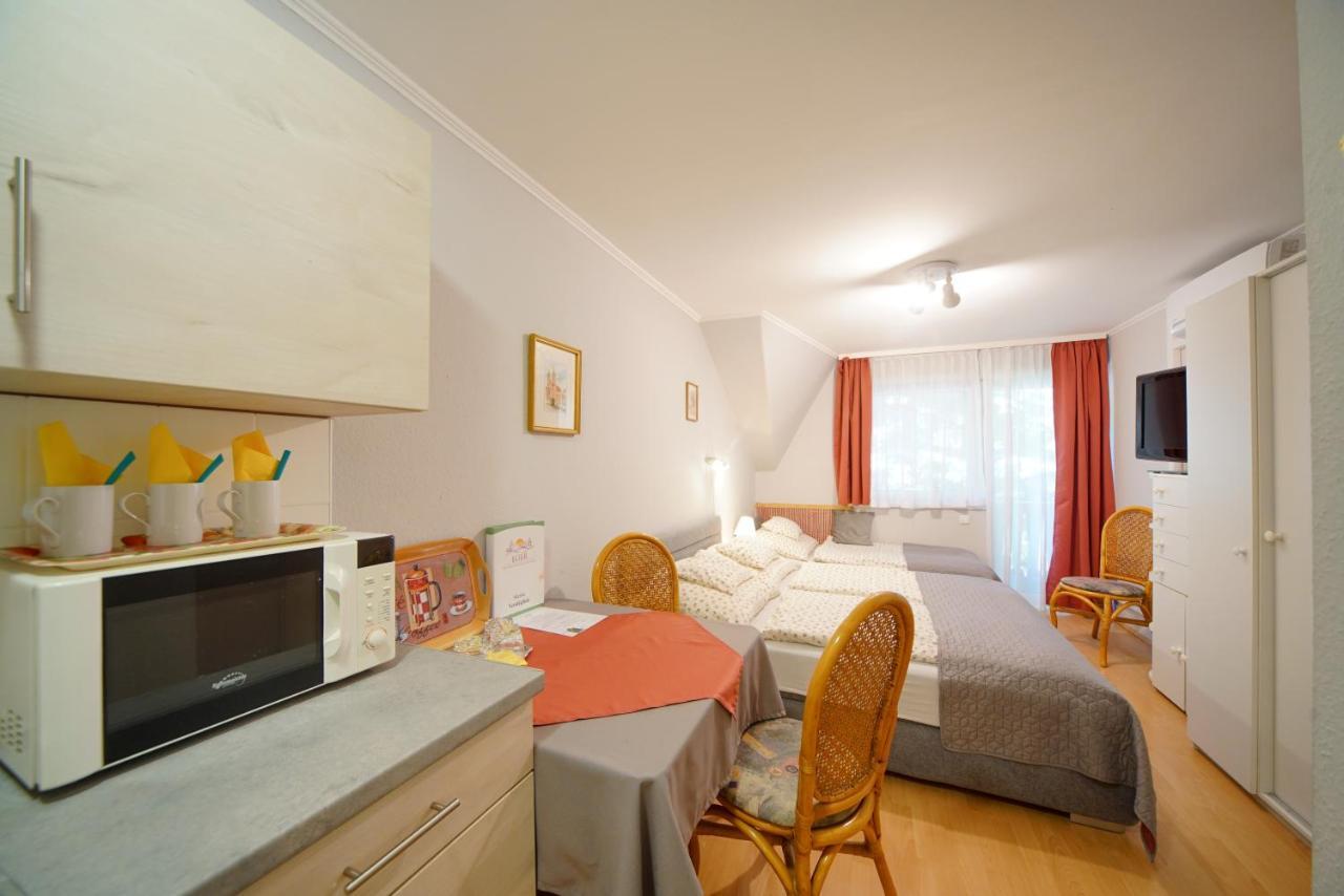 Siesta Vendeghaz Villa Eger Ngoại thất bức ảnh