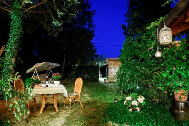 Siesta Vendeghaz Villa Eger Ngoại thất bức ảnh