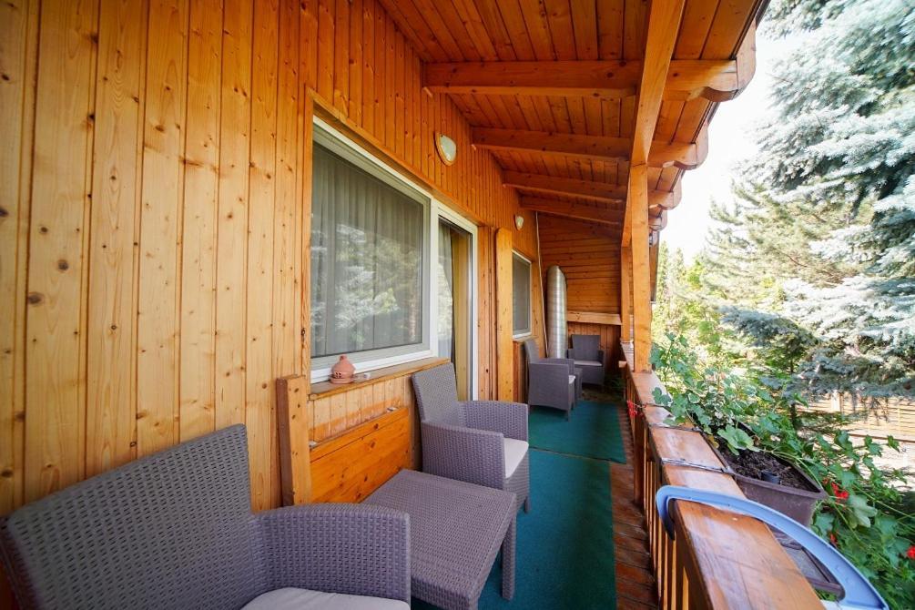Siesta Vendeghaz Villa Eger Ngoại thất bức ảnh
